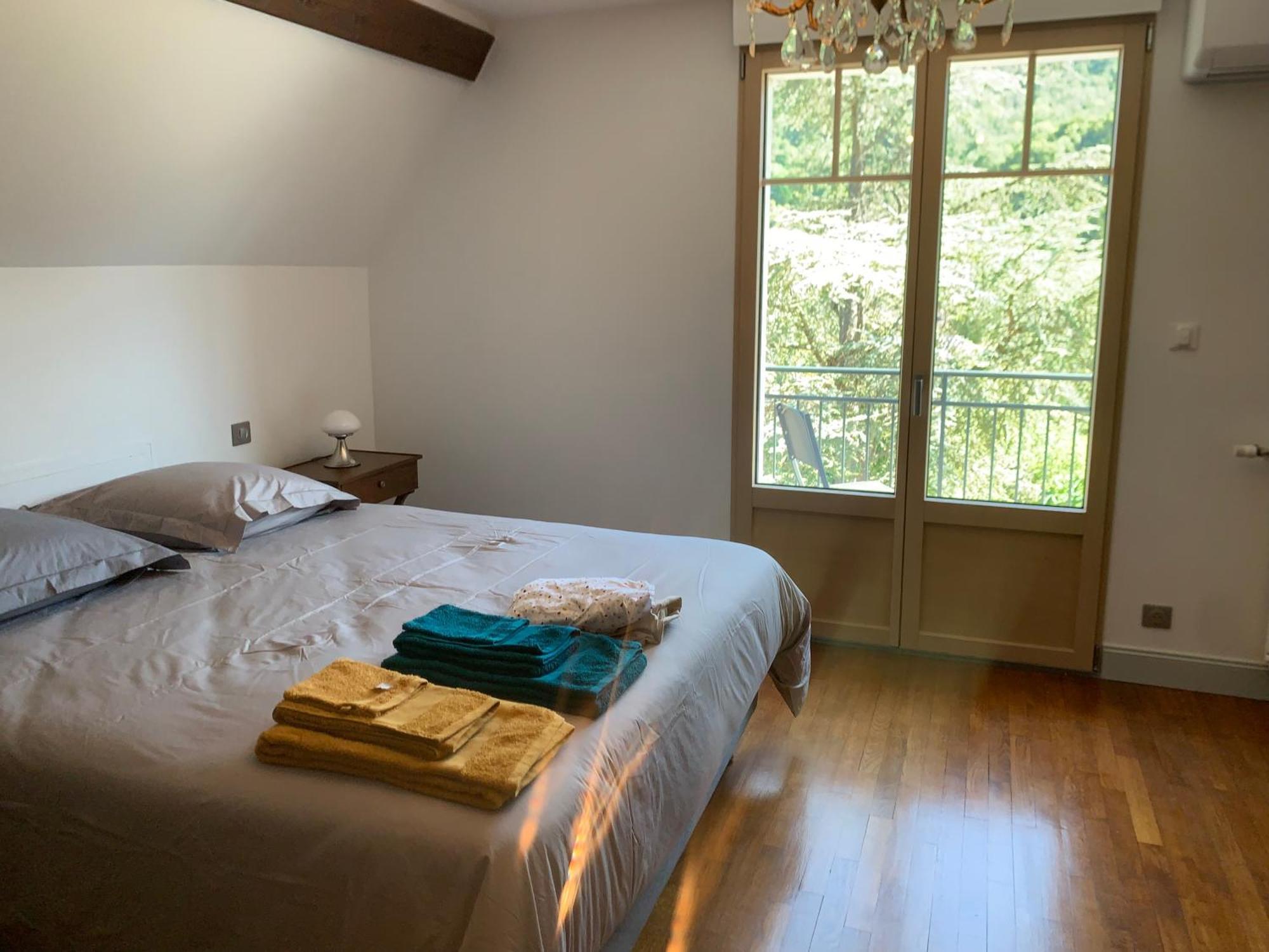 Longue Vue En Arbois Bed and Breakfast Buitenkant foto